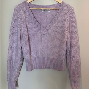 Lilac velvet-feel cropped sweater!
